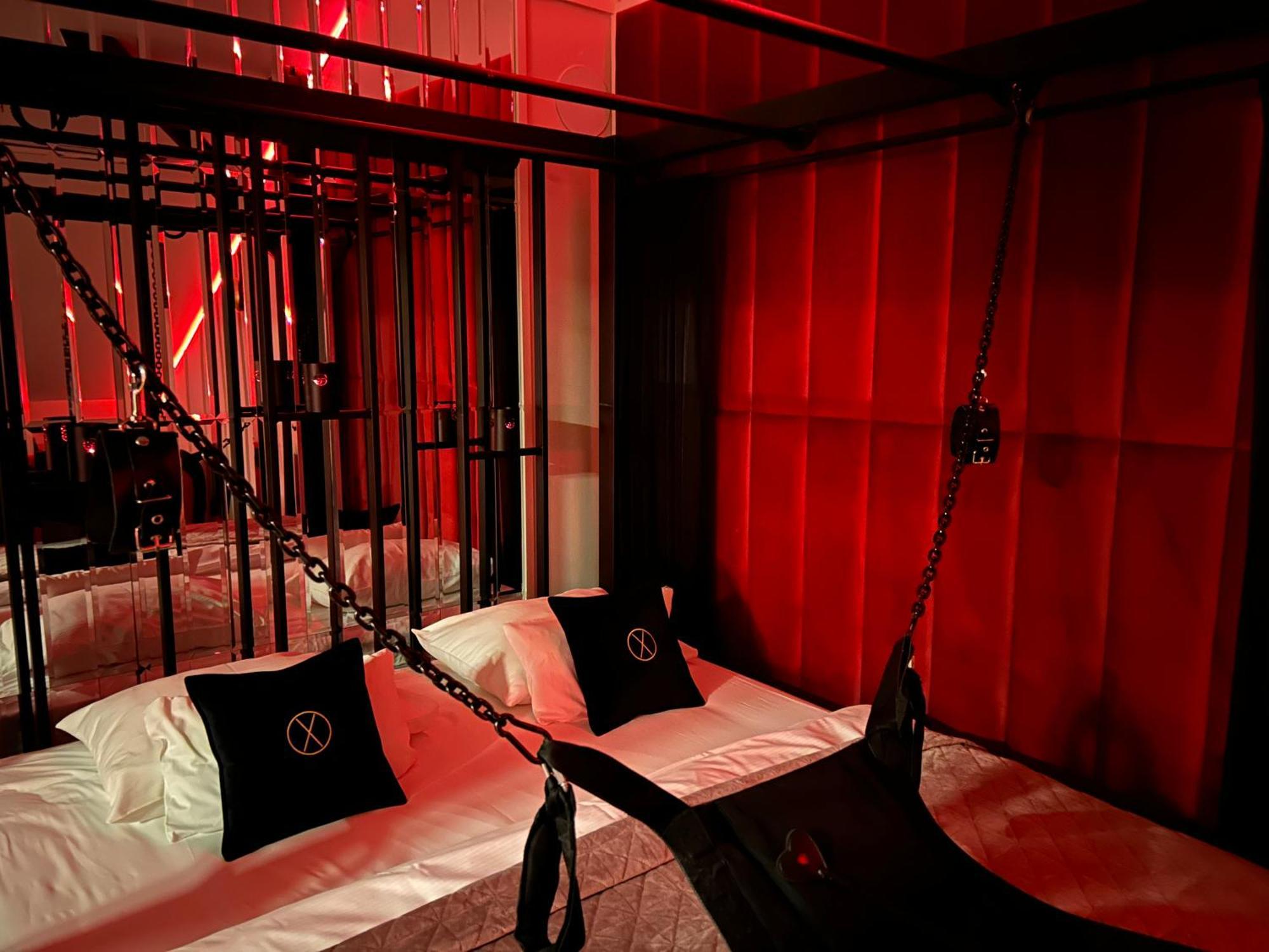 Exclusive Bdsm Apartment Krakow - Adults Only Buitenkant foto