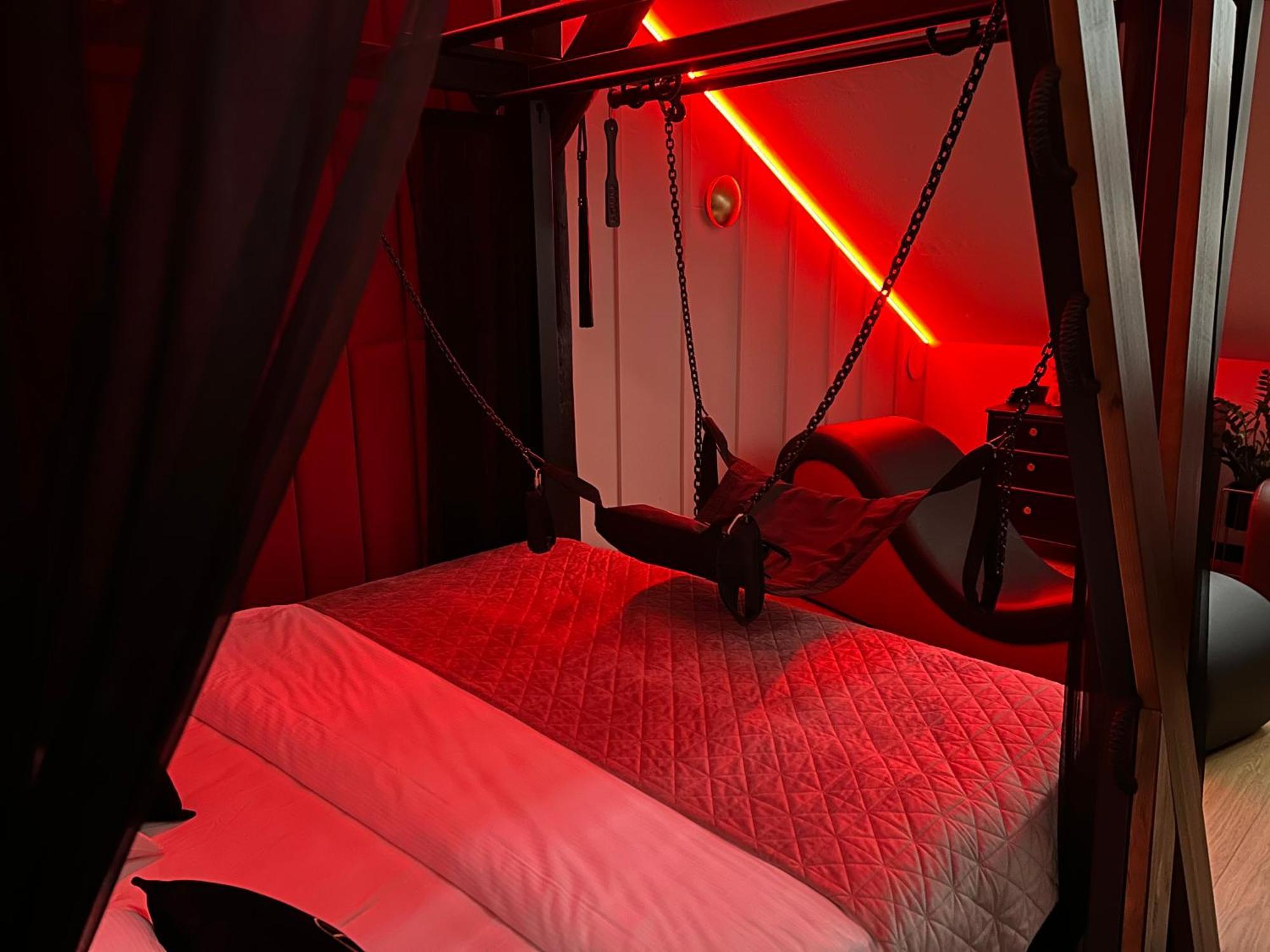 Exclusive Bdsm Apartment Krakow - Adults Only Buitenkant foto